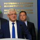 Здравният министър се зарече да намали бумащината при лечението на деца