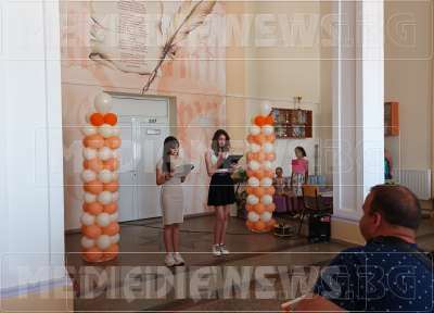 50 седмокласници от ОУ ”Хр. Ботев”- Мездра получиха първия си официален документ