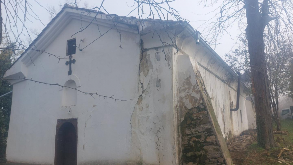 храм &bdquo;Свето Възнесение&ldquo; преди ремонта