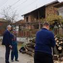 Възрастни хора от мездренското с. Руска Бела благодарят за помощта на доброволци