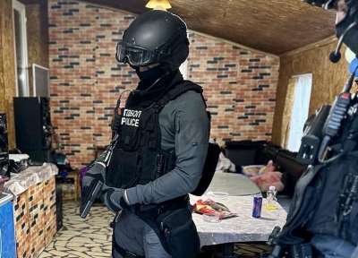 ГДБОП "удари" група от дилъри във Врачанско