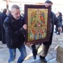 Стотици целунаха иконата на Лопушанския манастир