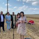 Министър на земеделието Десислава Танева откри жътвата в монтанско