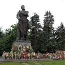 Кметът на Враца преговаря с финансовия министър за ремонта на паметника на Ботев